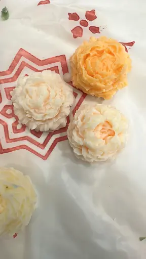 Cabbage Roses X-Small